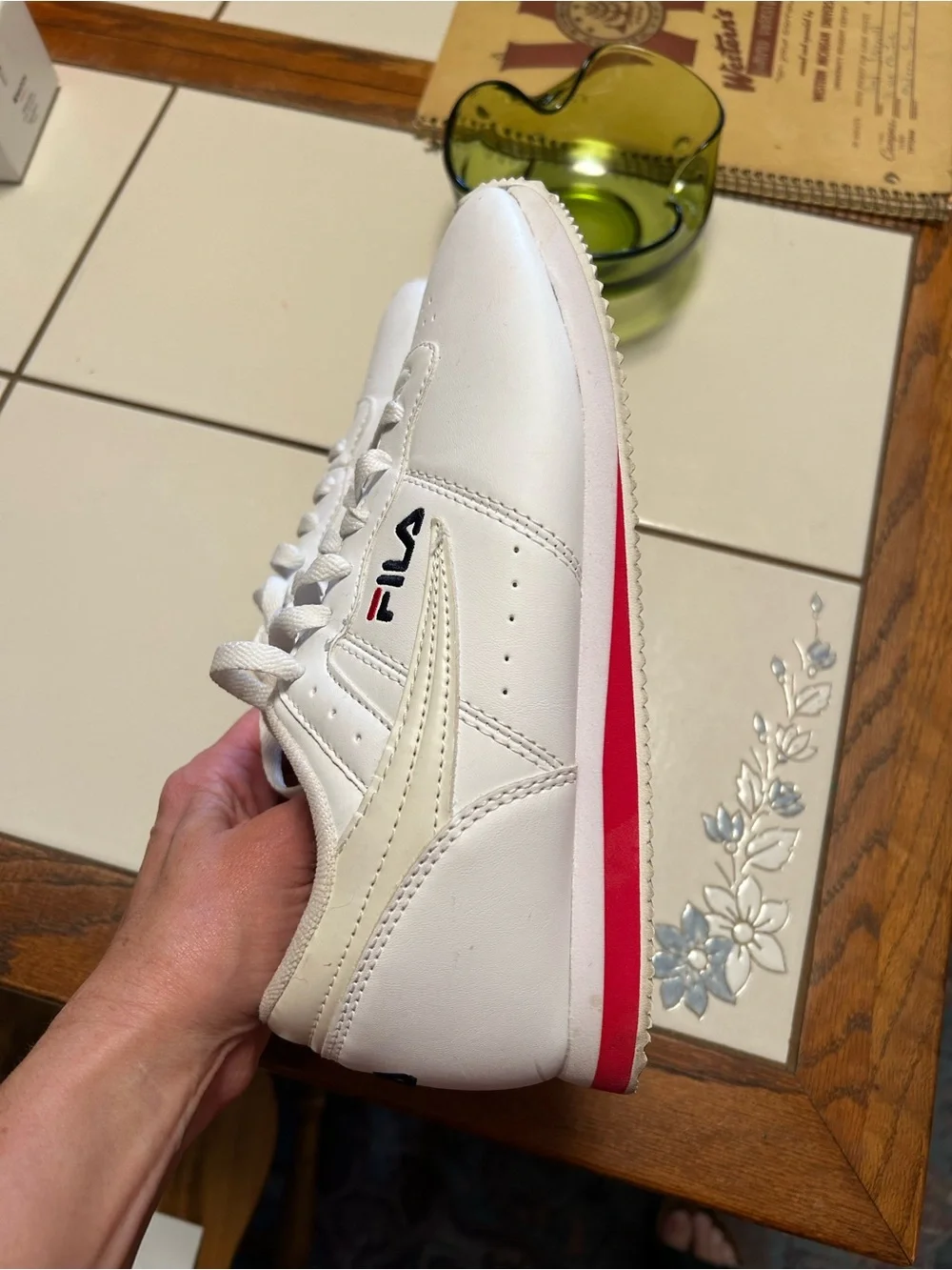Fila Women’s White Tennishoes